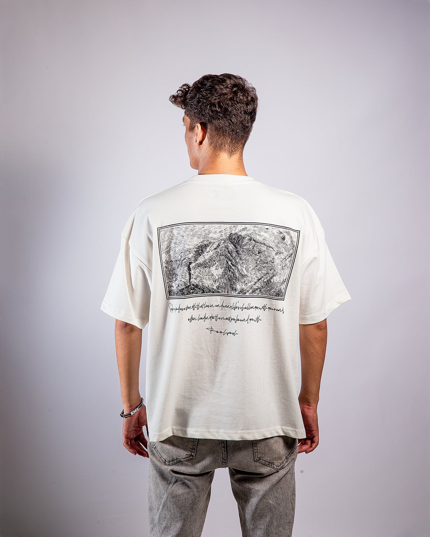 Sabr / صبر - Oversized T-Shirt